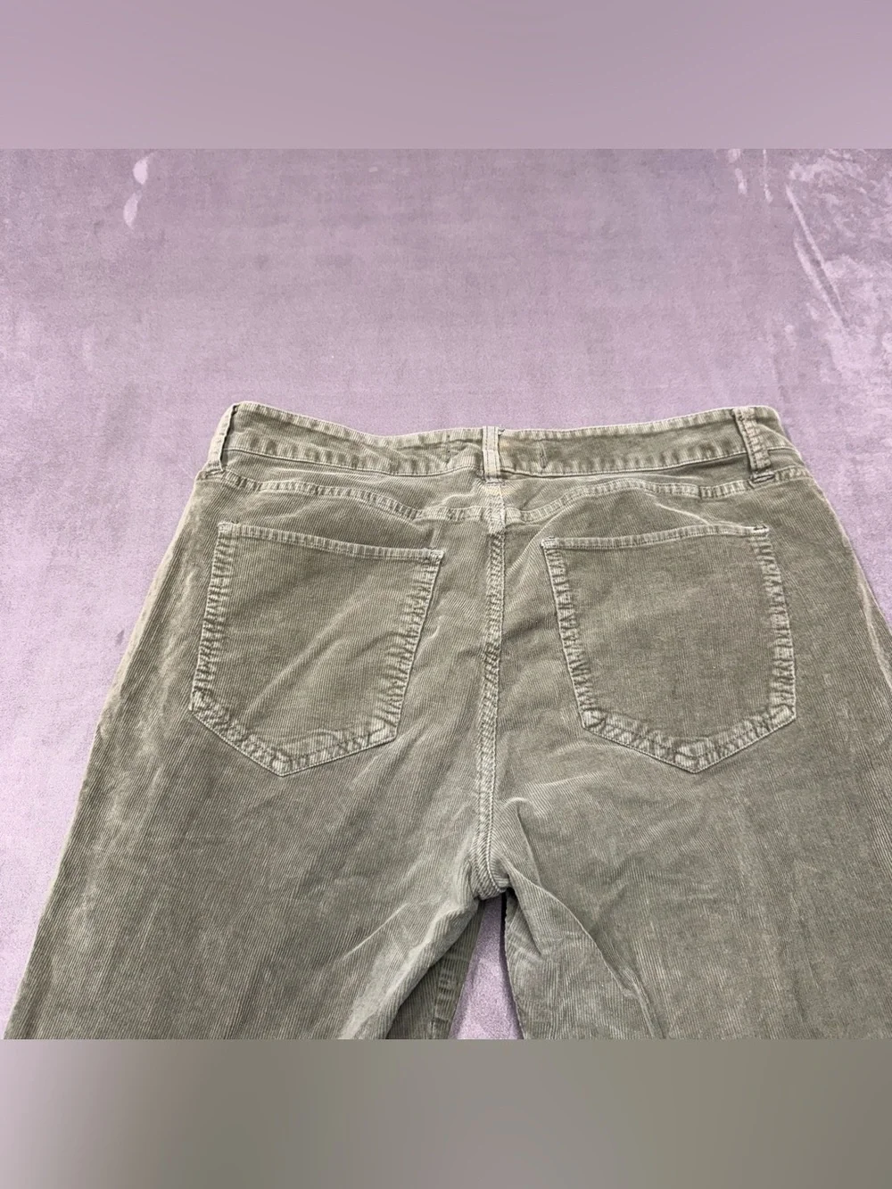 Hollister Olive Green Corduroy Flared Jeans low rise pants jeans women’s 13R W31